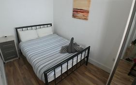 City Sparrow Apartment Pad -1